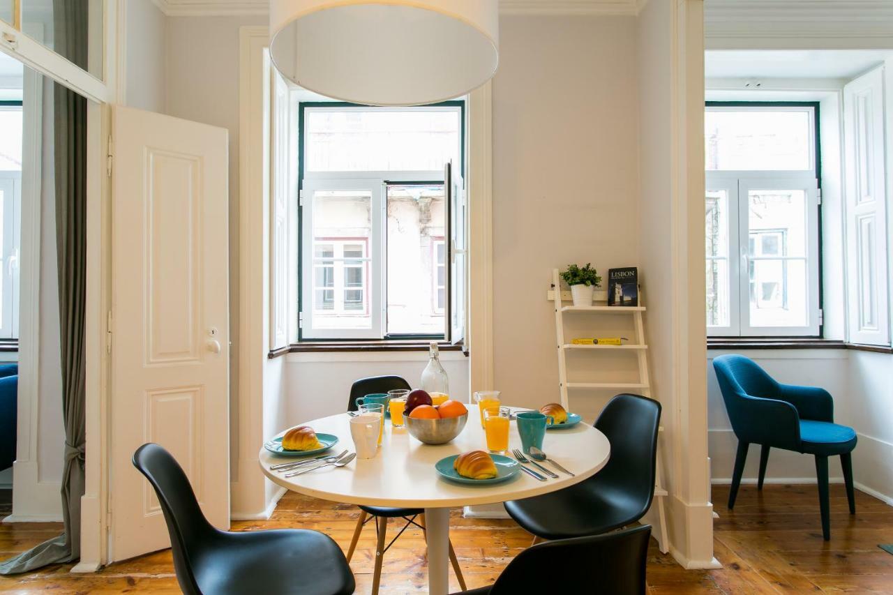 Joivy Splendid 2Br Flat In Bairro Alto, Nearby Luis De Camoes Square Daire Lisboa Dış mekan fotoğraf