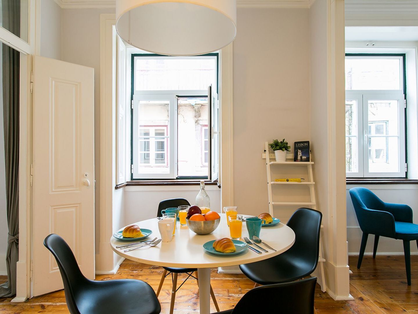 Joivy Splendid 2Br Flat In Bairro Alto, Nearby Luis De Camoes Square Daire Lisboa Dış mekan fotoğraf